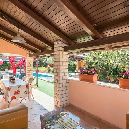 Four-bedroom Holiday In